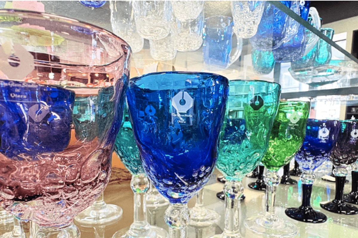 色とりどりの小樽ガラスの作品